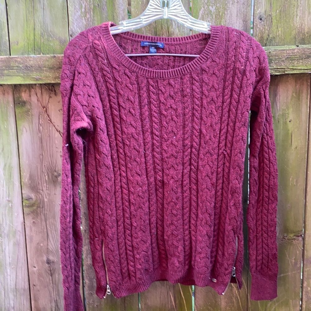 American Eagle Outfitters sweater sz. S